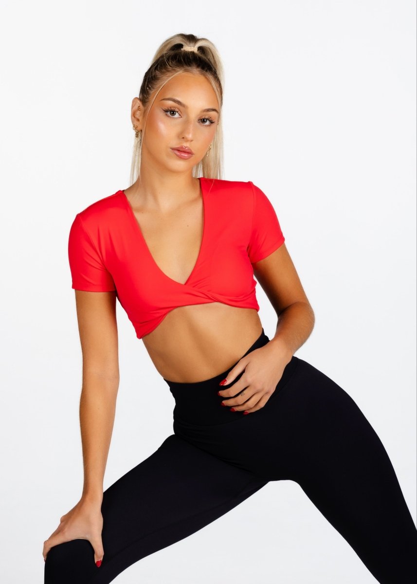 ‘Bella' Twist Tee - Red - Kikiva Collection