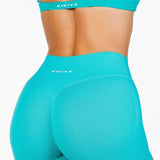 LOW Dynamic Seamless Short - Turquoise - Kikiva Collection