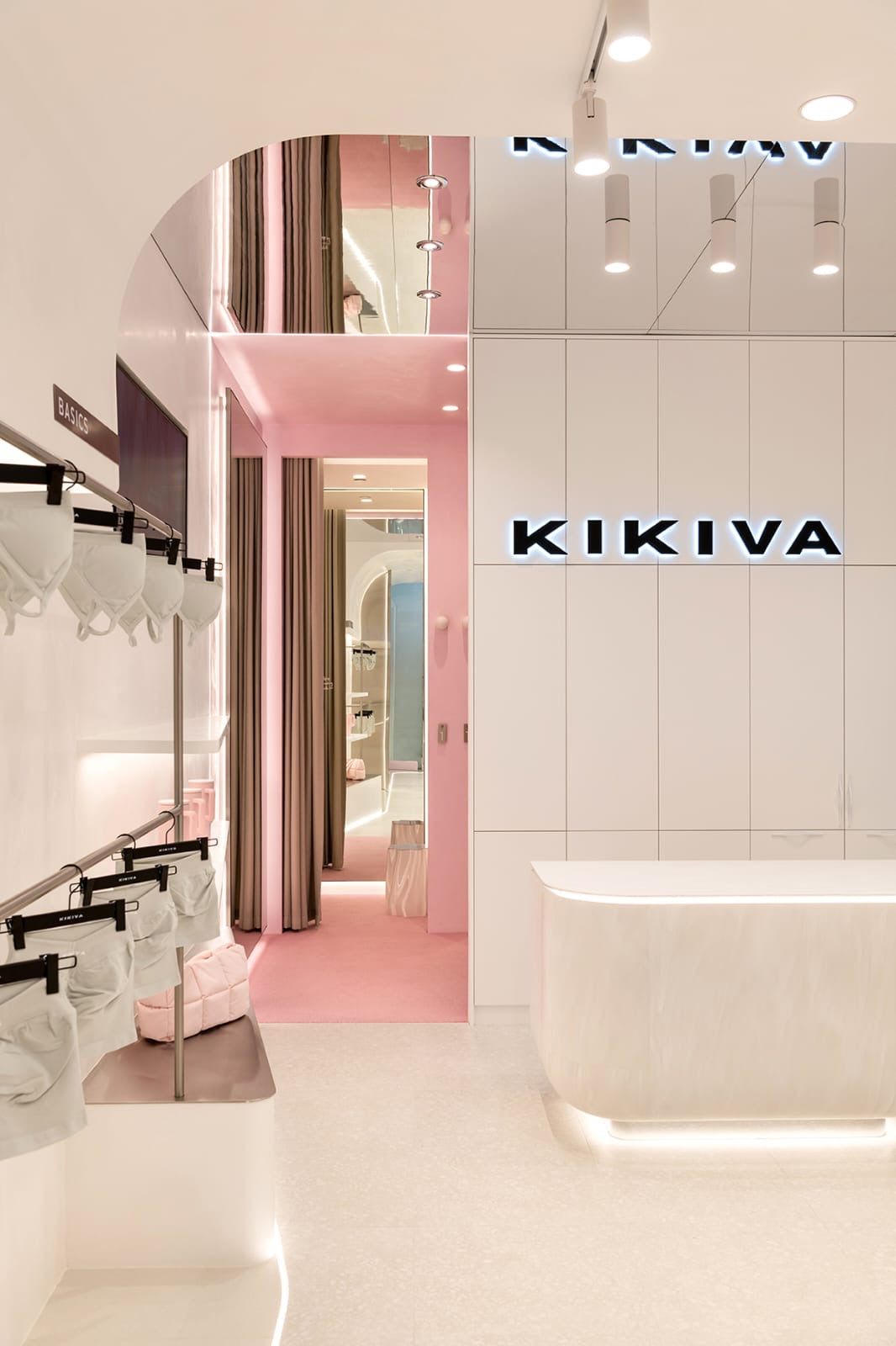 Store gallery image