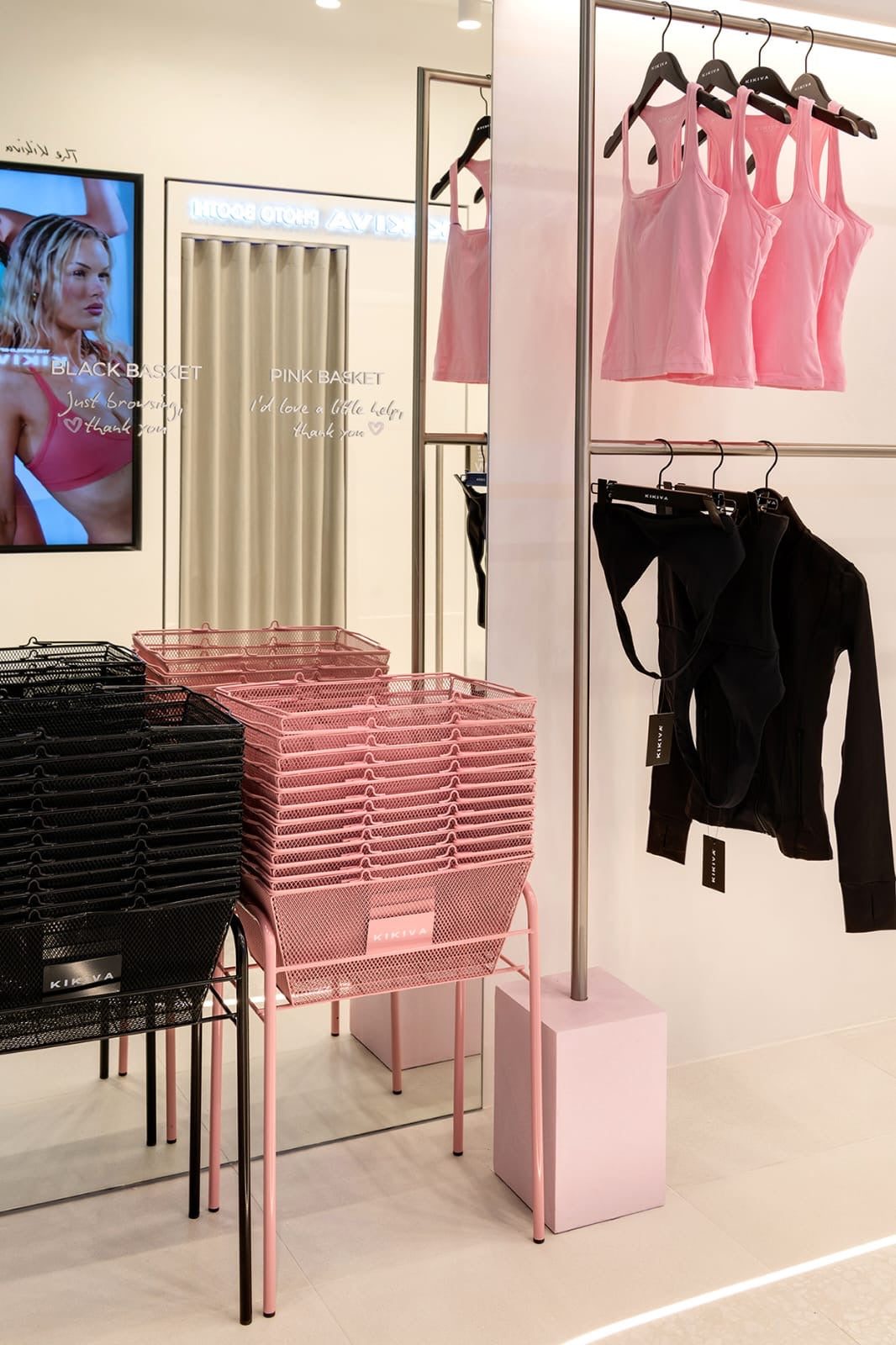 Kikiva's custom shopping baskets