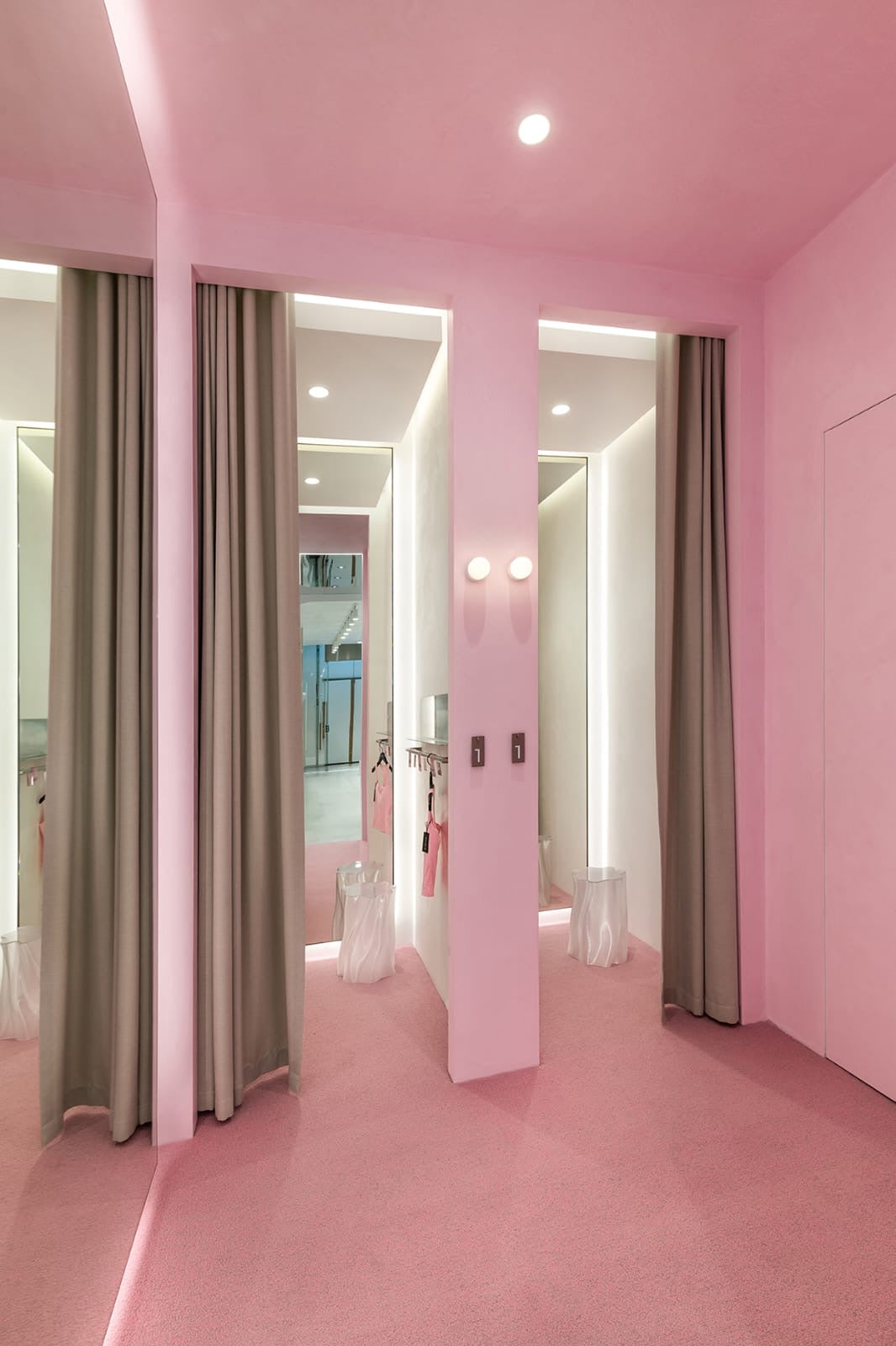 Kikiva's Pink Change Rooms