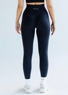 NVGTN NWT New Launch Sold Out Online Black Sport Seamless Leggings