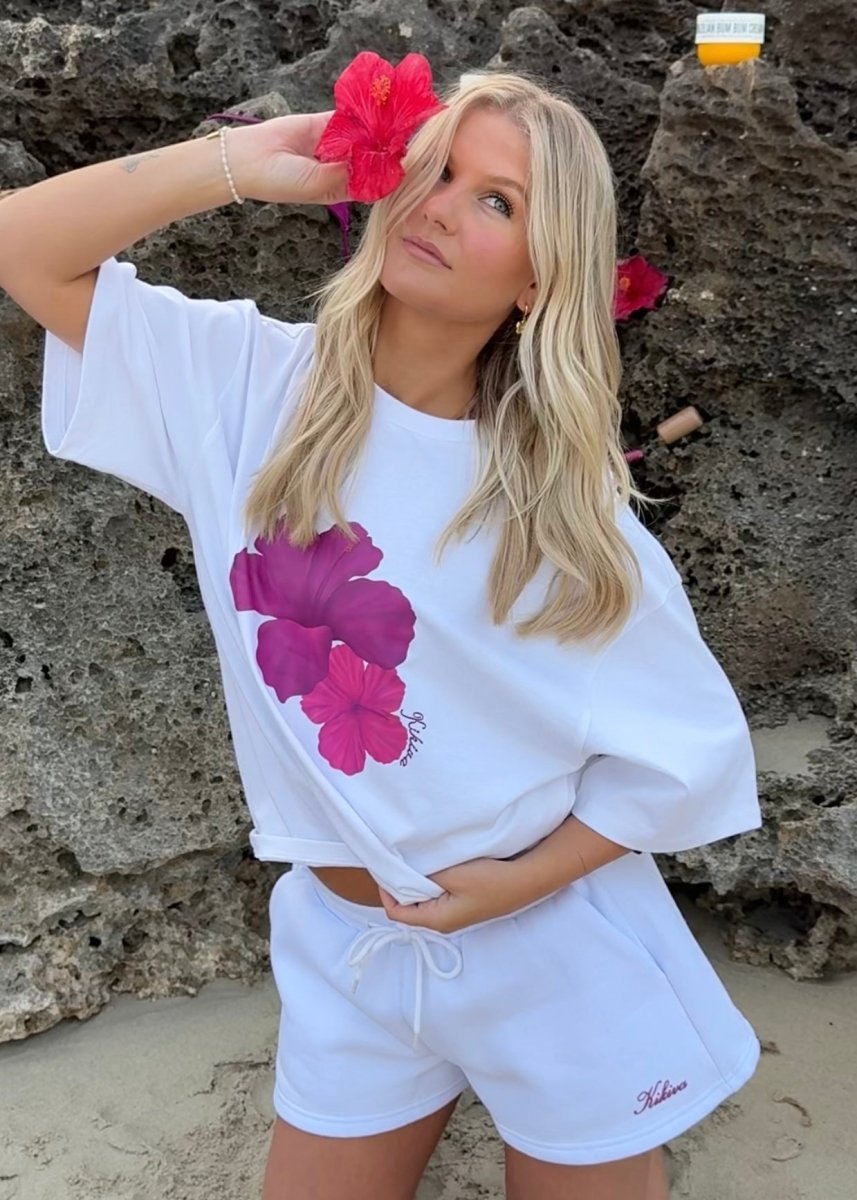 'Jess' Hibiscus T-Shirt - White - Kikiva Collection