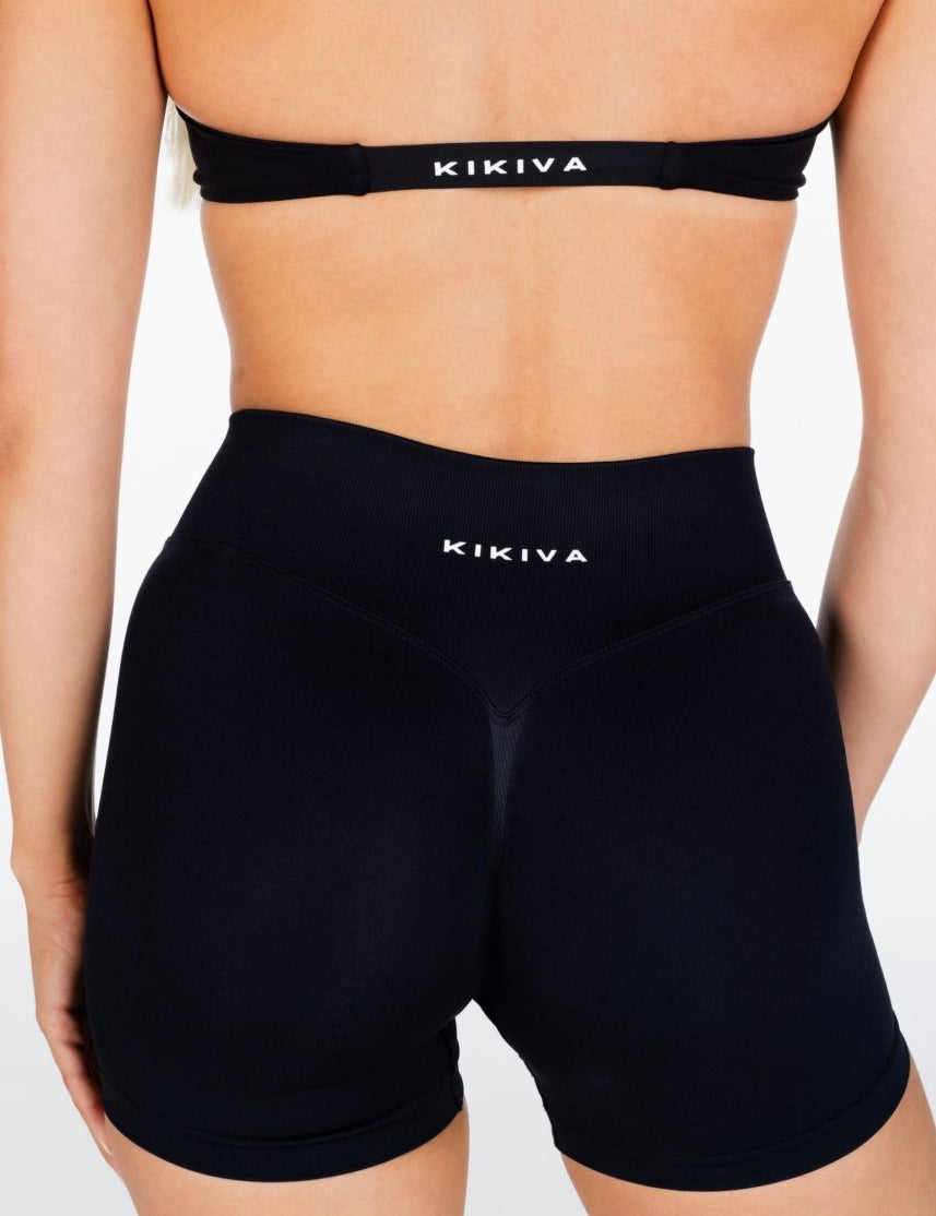 LOW Dynamic Seamless Short - Black - Kikiva Collection