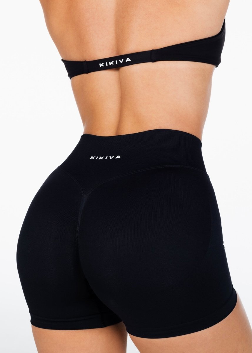 LOW Dynamic Seamless Short - Black - Kikiva Collection