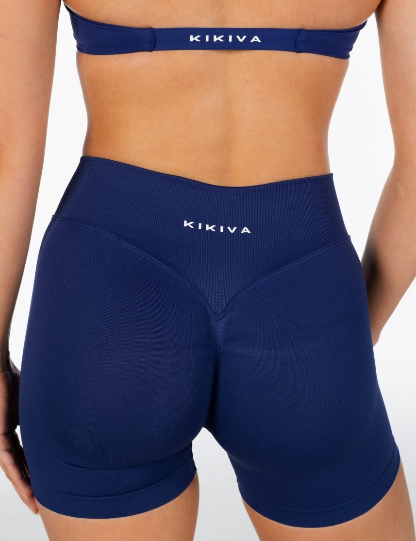 LOW Dynamic Seamless Short - Dark Blue - Kikiva Collection