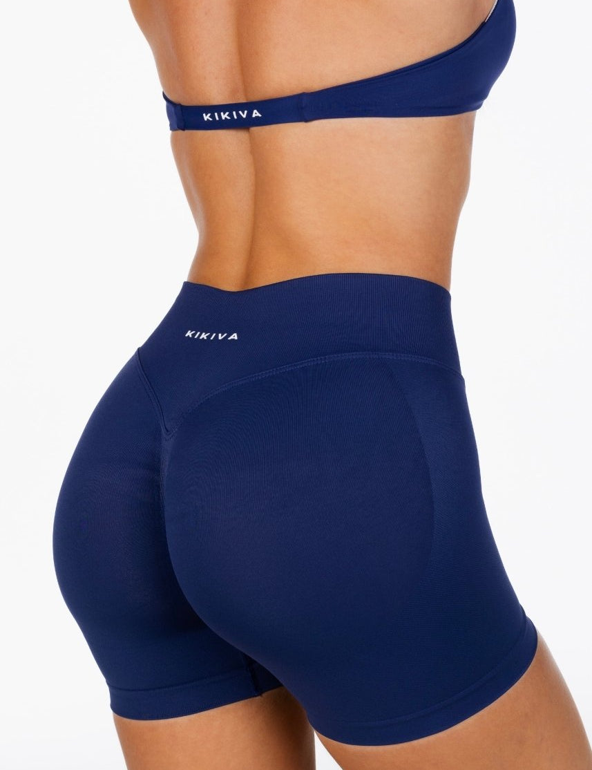 LOW Dynamic Seamless Short - Dark Blue - Kikiva Collection