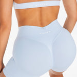 LOW Dynamic Seamless Short - Ice Baby - Kikiva Collection