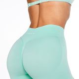 LOW Dynamic Seamless Short - Icey Sea - Kikiva Collection