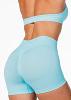 LOW Dynamic Seamless Short - Ocean Blue - Kikiva Collection
