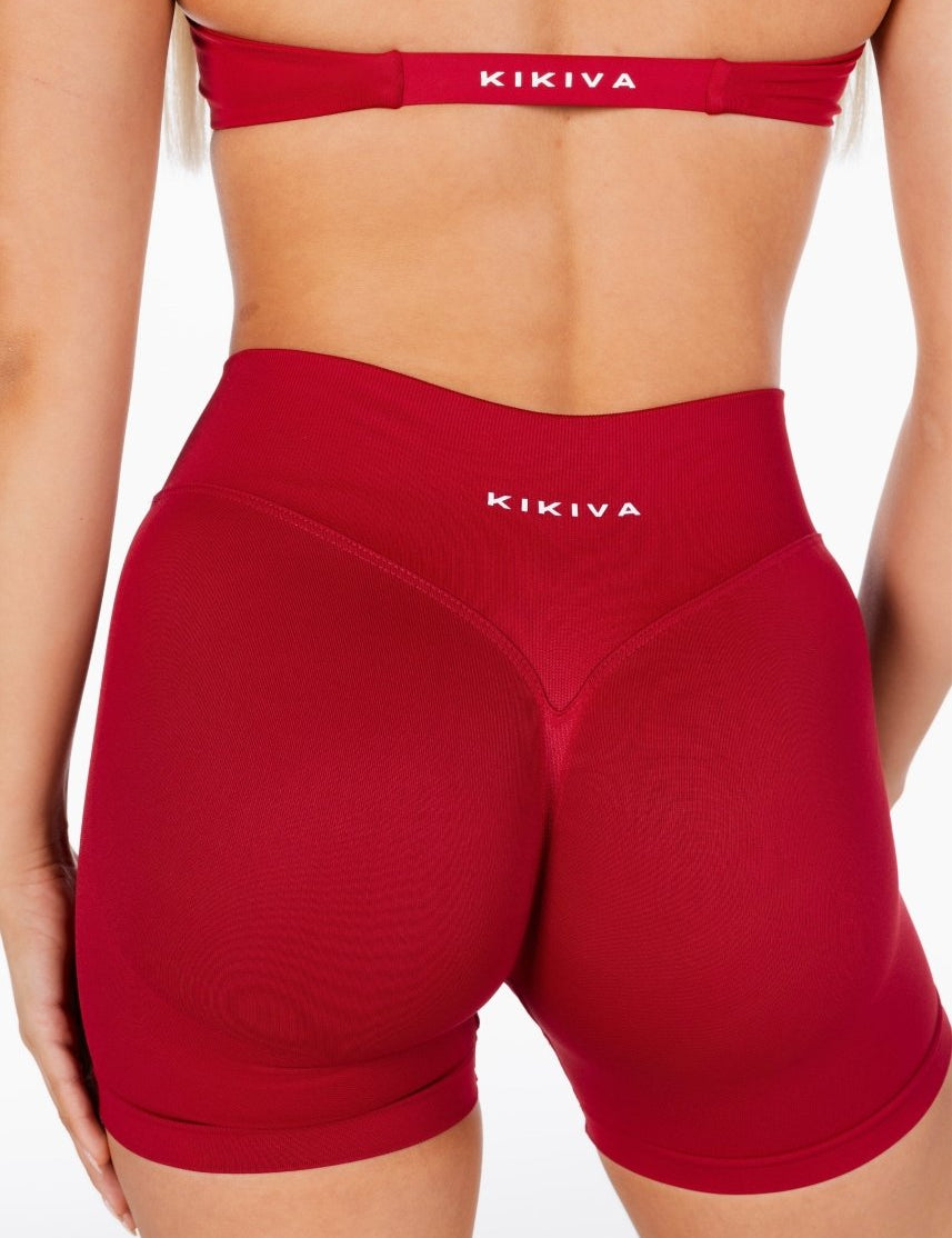LOW Dynamic Seamless Short - Royal Red - Kikiva Collection