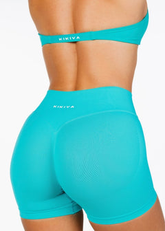 LOW Dynamic Seamless Short - Turquoise - Kikiva Collection