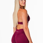 LOW Dynamic Seamless Short - Wine - Kikiva Collection