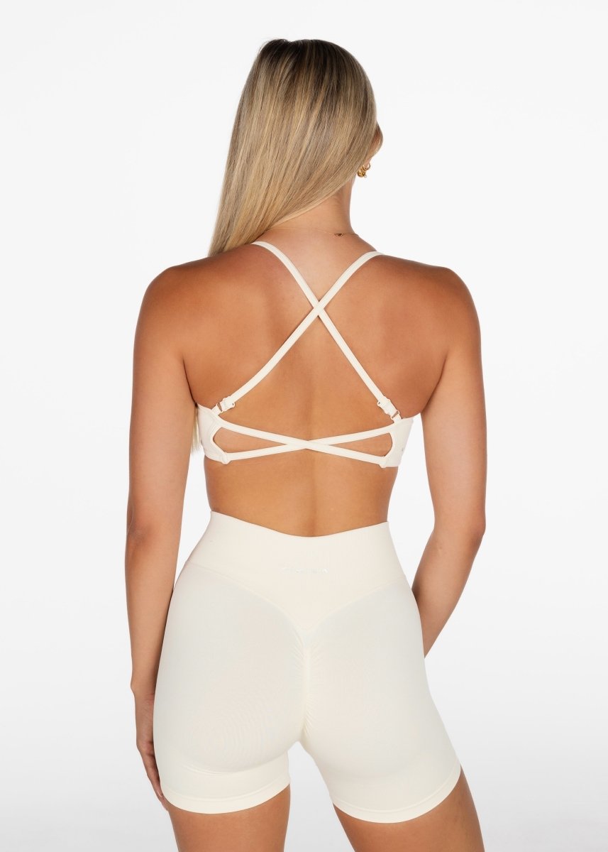 Lycra Seamless Short 4.5" - Cream - Kikiva Collection