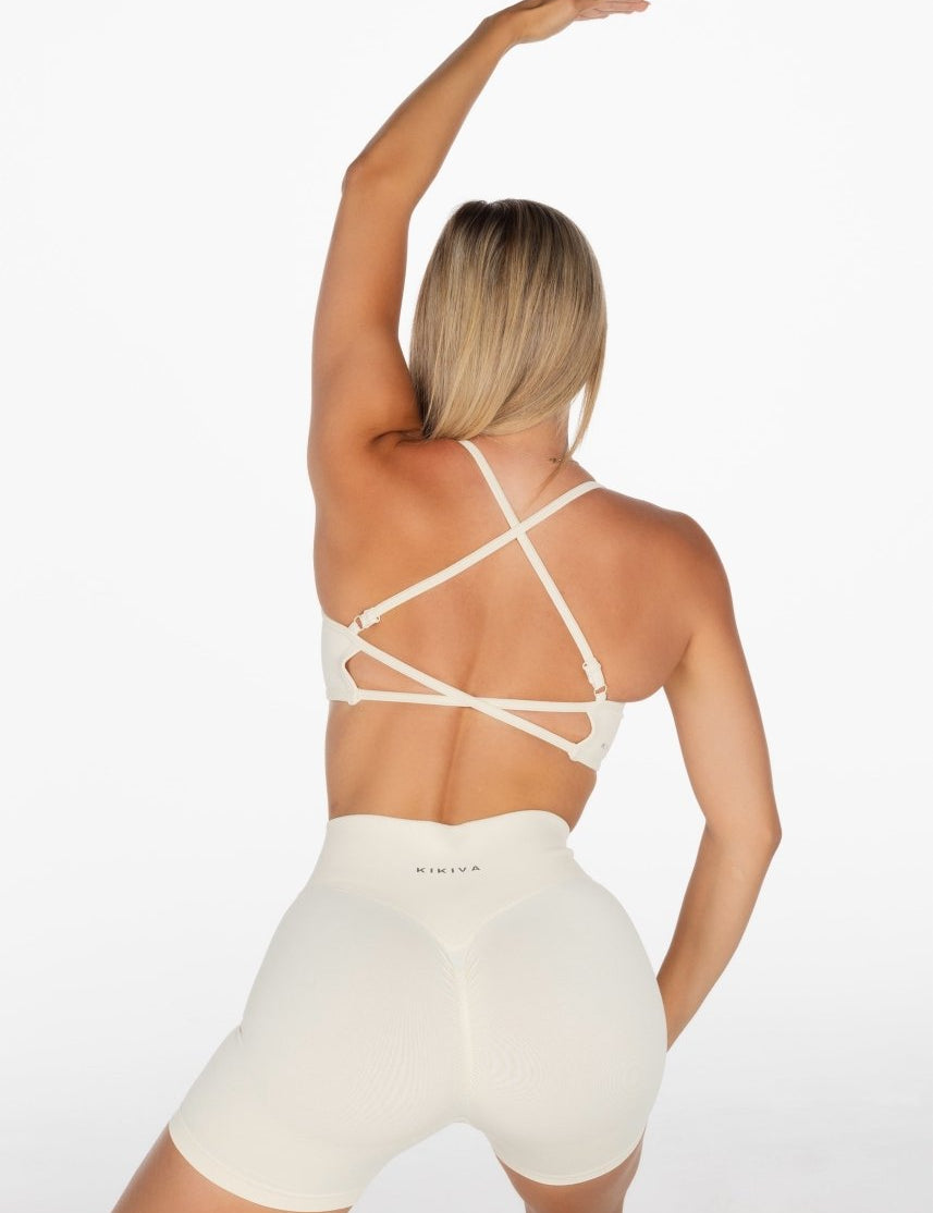 Lycra Seamless Short 4.5" - Cream - Kikiva Collection