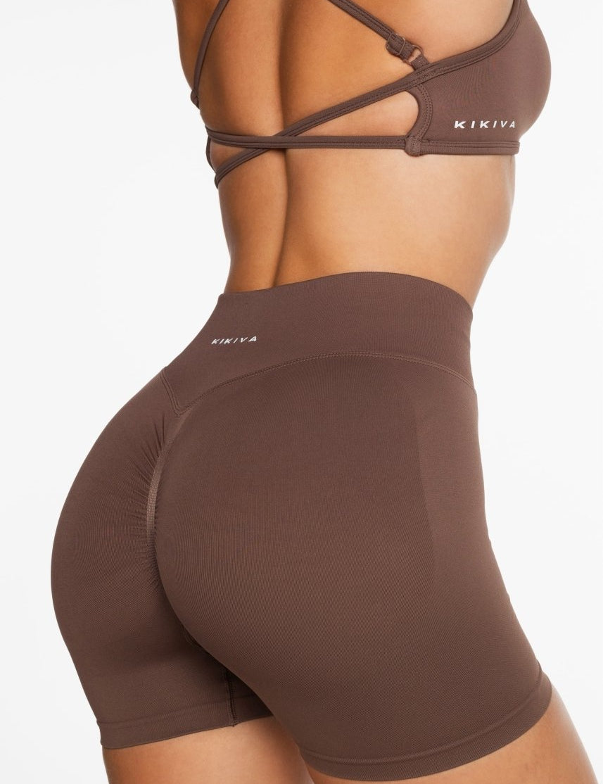 Lycra Seamless Short 4.5" - Hazelnut Brown - Kikiva Collection