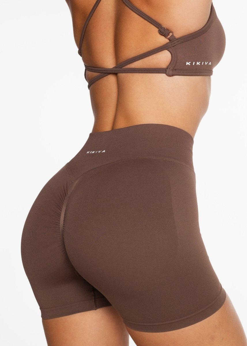 Lycra Seamless Short 4.5" - Hazelnut Brown - Kikiva Collection